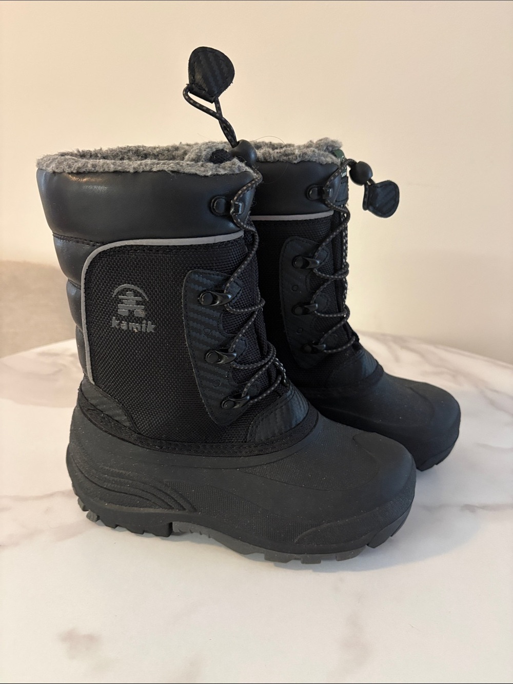 Kids winter boots